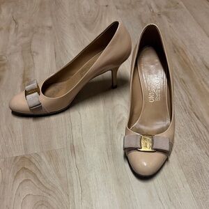 Salvatore Ferragamo Beige Heels with Bow